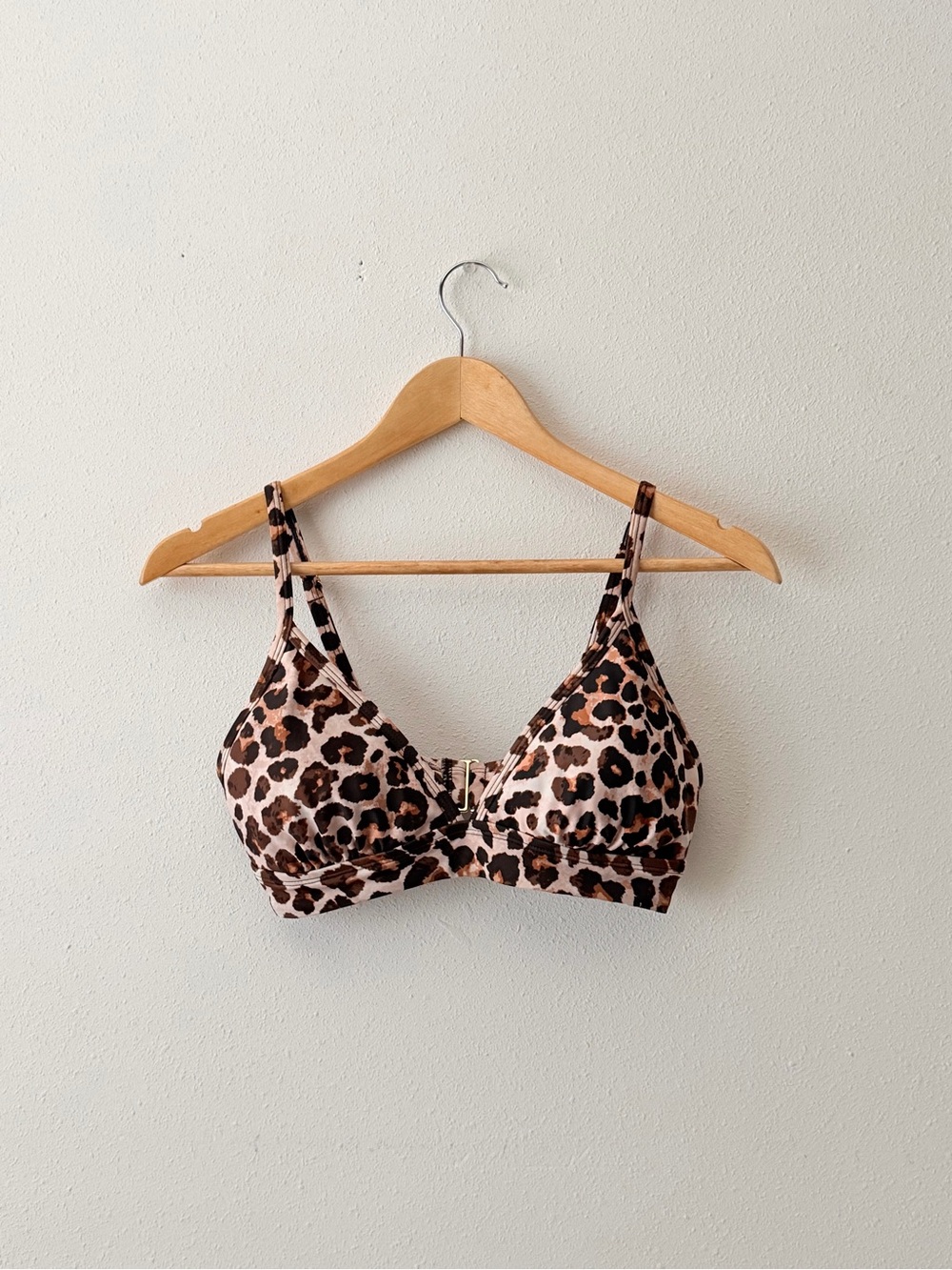 Kona sol Leopard Print Bikini Top